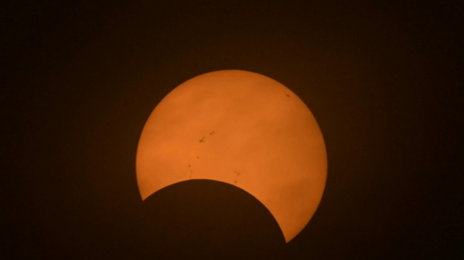 Eclipse solar anular &eacute; observado na Ilha de P&aacute;scoa e na Patag&ocirc;nia