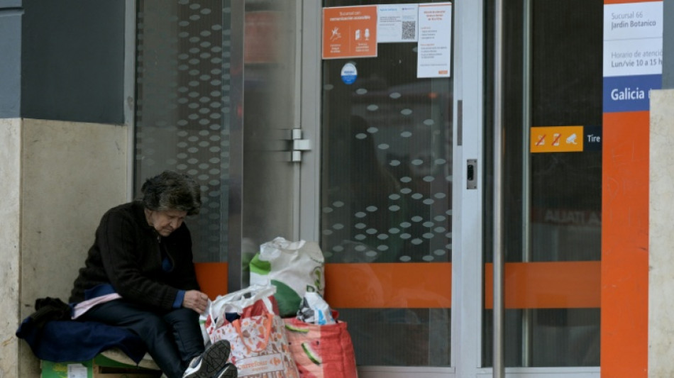 Forte queda da pobreza na Argentina, que atingiu 38,1% da popula&ccedil;&atilde;o no 2T de 2024