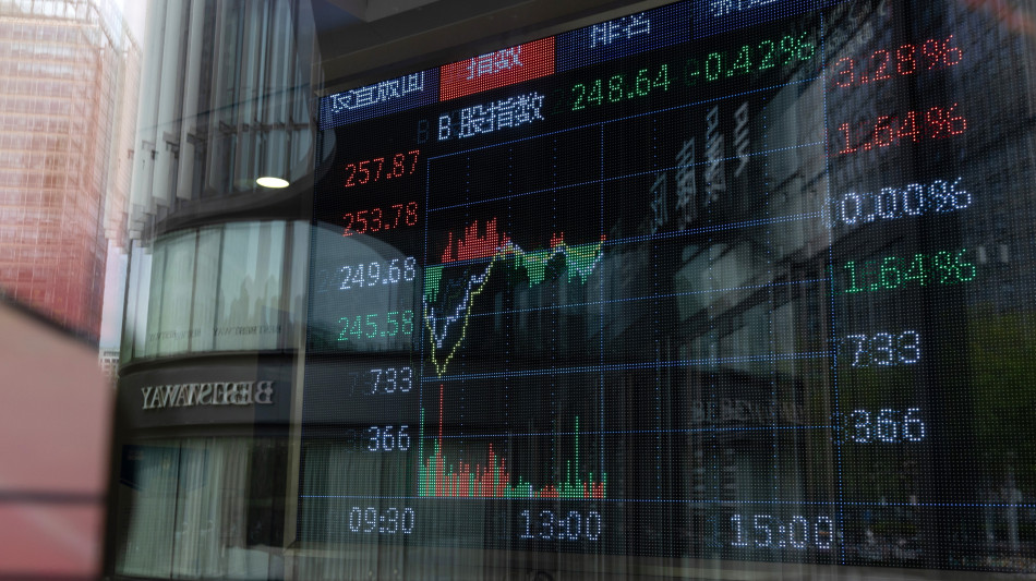 Cina, 'ferma volont&agrave; e mezzi abbondanti per guerra dazi'