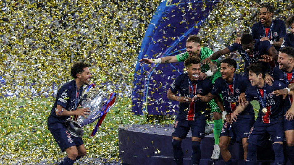 Ligue des champions: le PSG de retour en France pour fêter son triomphe