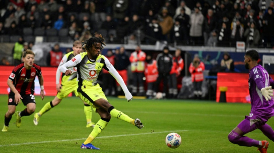 Allemagne: accroch&eacute; &agrave; Francfort (3-3), Dortmund c&egrave;de encore des points