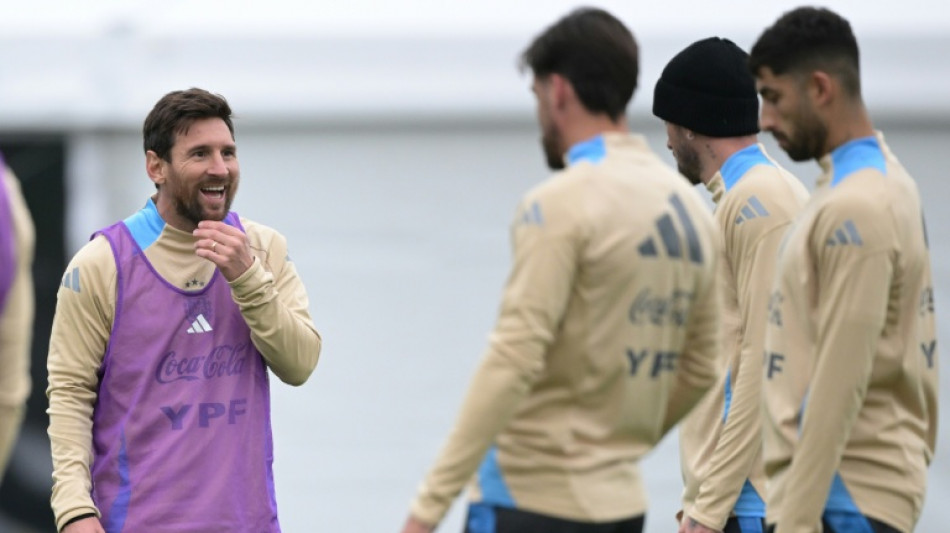 Messi ensaia despedida em casa diante de uma esperan&ccedil;osa Venezuela