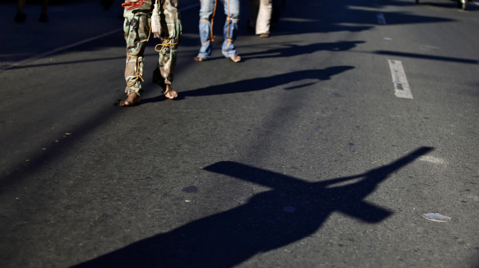 Crocifissioni e flagellanti per il Venerd&igrave; Santo nelle Filippine