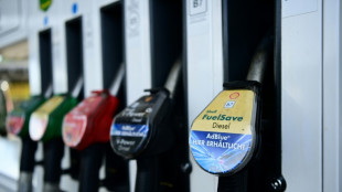 Spritpreise: Bundeskartellamt fordert von Raffinerien Infos zur Preissetzung