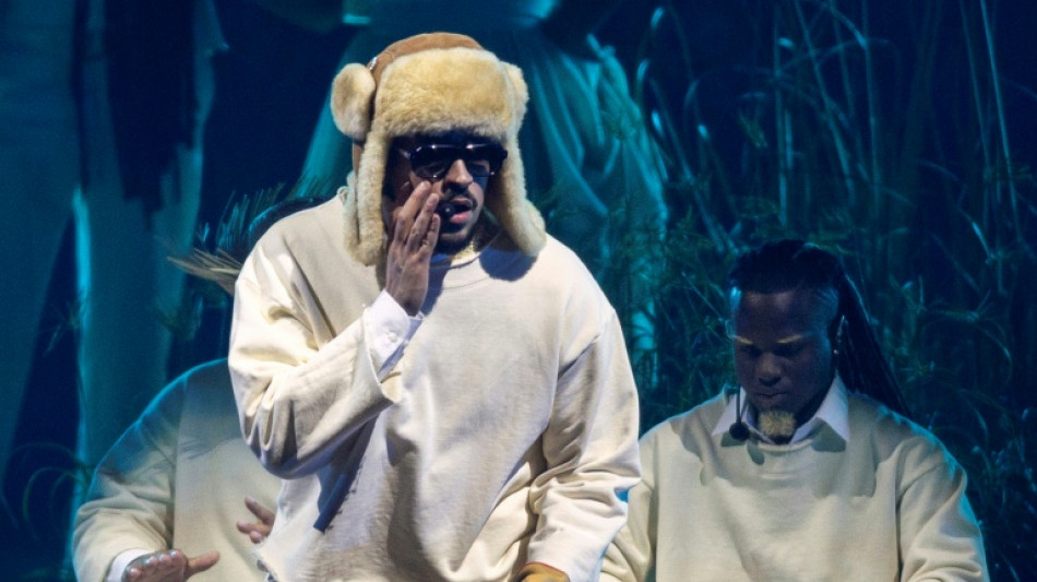 Bad Bunny r&eacute;pond aux critiques de trumpistes sur sa participation au Super Bowl