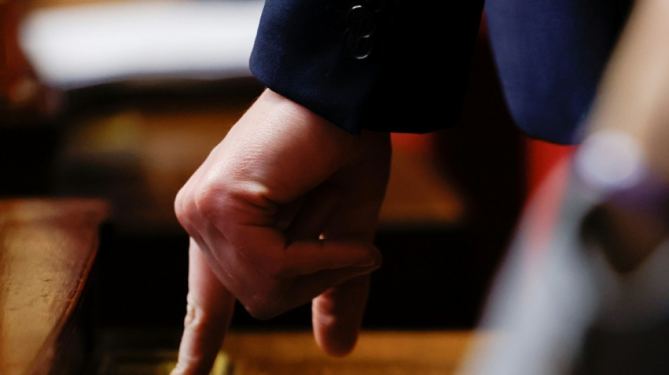 Budget de la S&eacute;cu: l'Assembl&eacute;e r&eacute;tablit la suspension de la r&eacute;forme des retraites, nouveau vote d&eacute;cisif en vue mardi