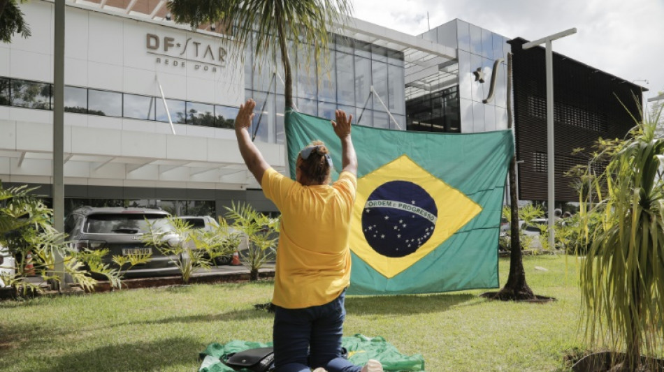 Bolsonaro afronta un postoperatorio "muy delicado y prolongado" tras cirug&iacute;a abdominal