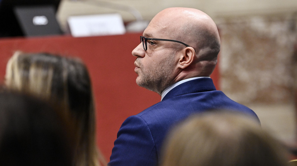 Fontana, fare luce sul terrorismo, il Parlamento c'&egrave;