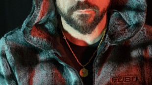 Lucariello canta 'Noi del Rione Sanit&agrave;' per la serie Rai