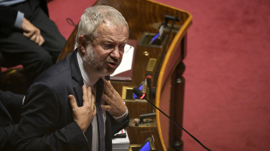 Borghi (Lega), "Scostamento? Per sicurezza interna, non per militari al fronte"