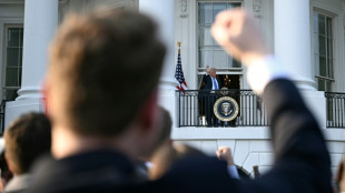 Trump proh&iacute;be o restringe la entrada a EEUU a 19 pa&iacute;ses, incluidos Cuba y Venezuela