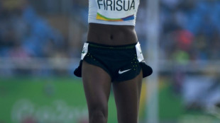 Maratonista das Ilhas Salom&atilde;o vai correr nos 100 m rasos em Paris