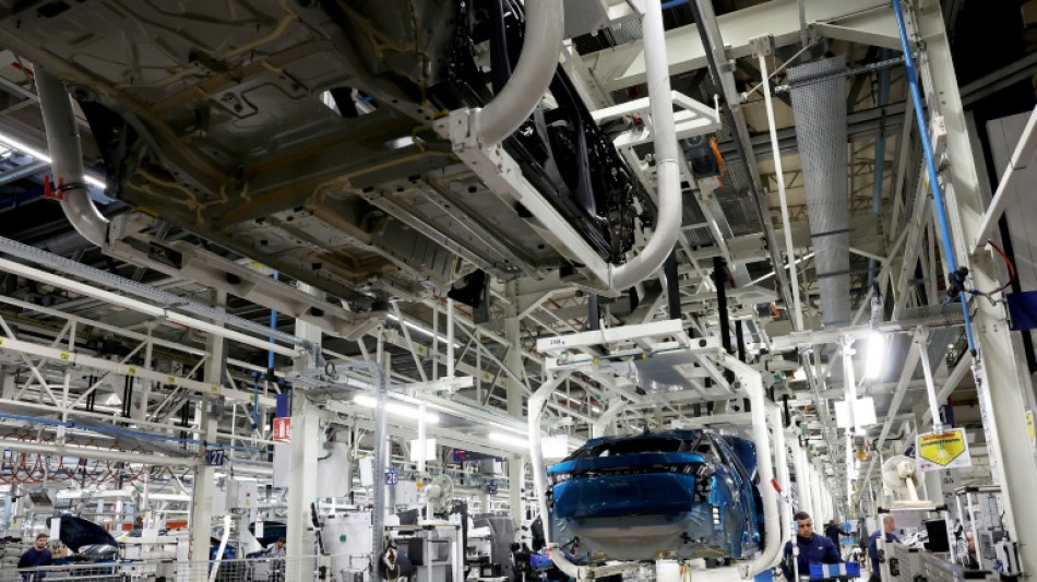 Le march&eacute; automobile reste atone en France