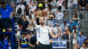 Medvedev advances without drama at US Open