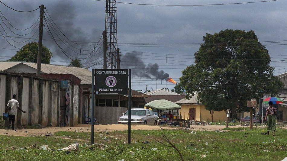 Autorità nigeriana fa causa alla Shell, chiede 12 miliardi