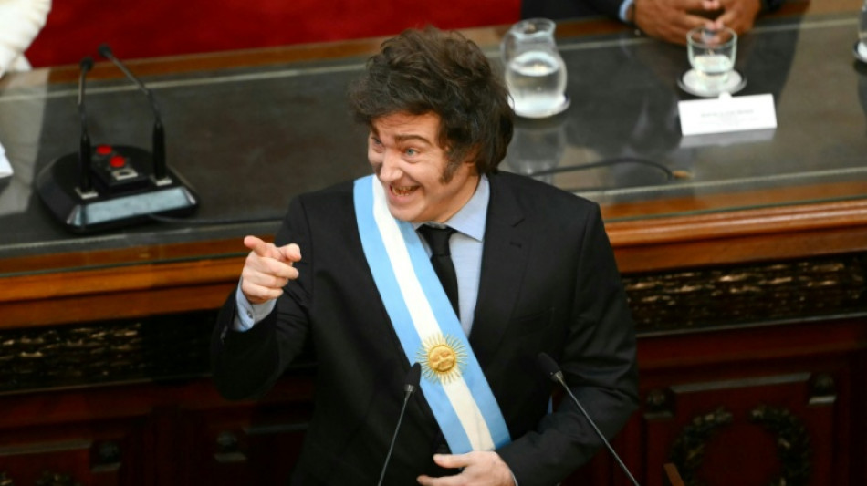 Milei diz na abertura do Congresso que sua motosserra simboliza uma 'mudan&ccedil;a de &eacute;poca'