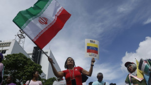 Venezuela "levanta la bandera de la paz", dice Maduro tras movilizaciones en favor de Ir&aacute;n