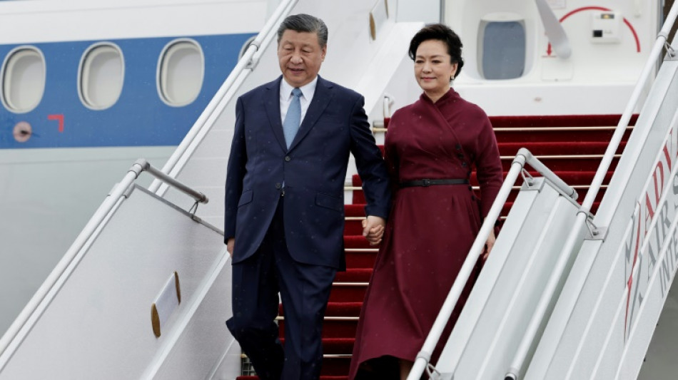 Xi Jinping afirma desde Francia querer encontrar "buenas v&iacute;as" para resolver la guerra en Ucrania