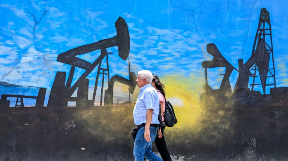 Trump desmantela sistema de licencias a petroleras en Venezuela, &iquest;y ahora qu&eacute;?