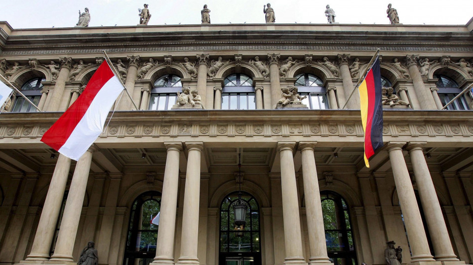 Borsa: Europa positiva in apertura, Parigi, 1,57%