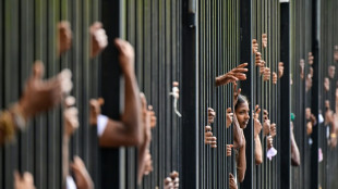 Sri Lanka police probe photo of Buddha tooth relic