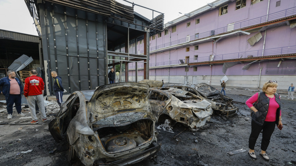 Kiev, bombe russe su Ucraina nonostante la tregua di Putin