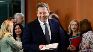 SPD-Pr&auml;sidium verteidigt vor Kabinettsklausur Sonderverm&ouml;gen gegen Kritik