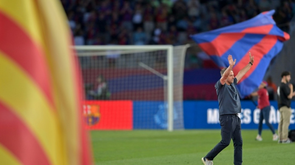 El Barcelona blinda a Hansi Flick hasta 2027