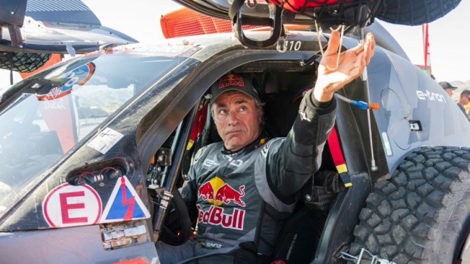 'El Matador' Sainz makes Dakar Rally history