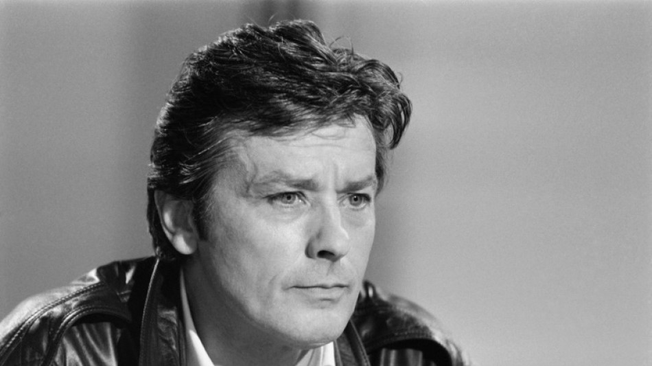 Loin des projecteurs, Alain Delon sera inhum&eacute; samedi en toute intimit&eacute; dans sa propri&eacute;t&eacute;