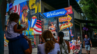 Cubanos dos EUA temem fim de privil&eacute;gio migrat&oacute;rio sob governo Trump