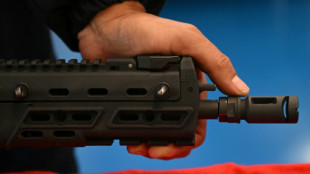 Colombia manufactures its first rifles to replace Israeli weapons