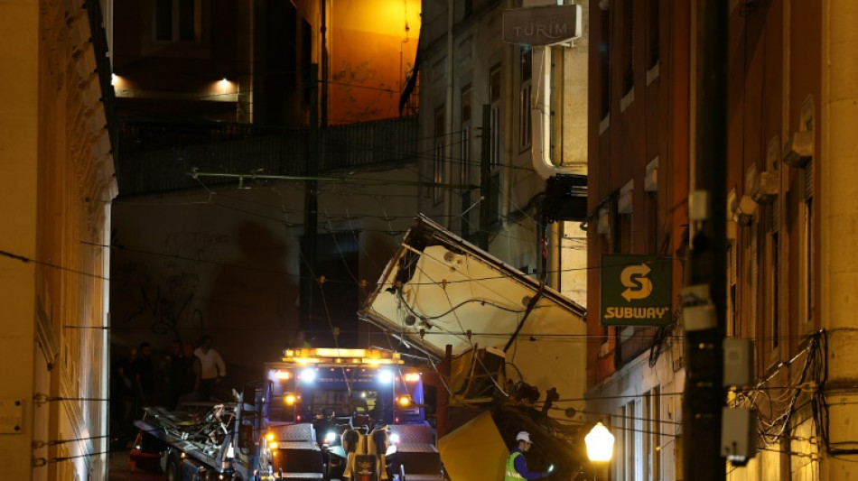 De premiers &eacute;l&eacute;ments sur l'accident de funiculaire de Lisbonne attendus vendredi