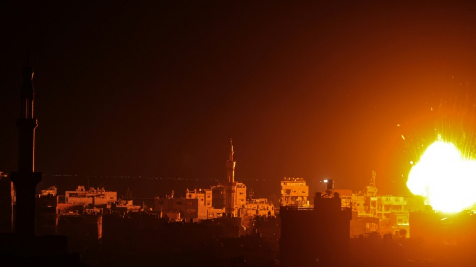 Israel bombardeia o sul de Gaza apesar da press&atilde;o internacional