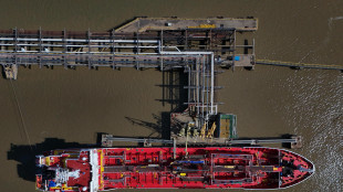 Il petrolio sale a New York, anche il Wti sopra i 100 dollari