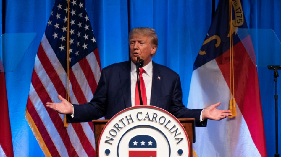 Trump se encontra com suas bases ap&oacute;s acusa&ccedil;&atilde;o explosiva na Justi&ccedil;a dos EUA