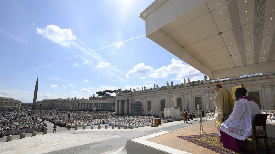 A messa Parolin in suffragio Papa 200 mila persone