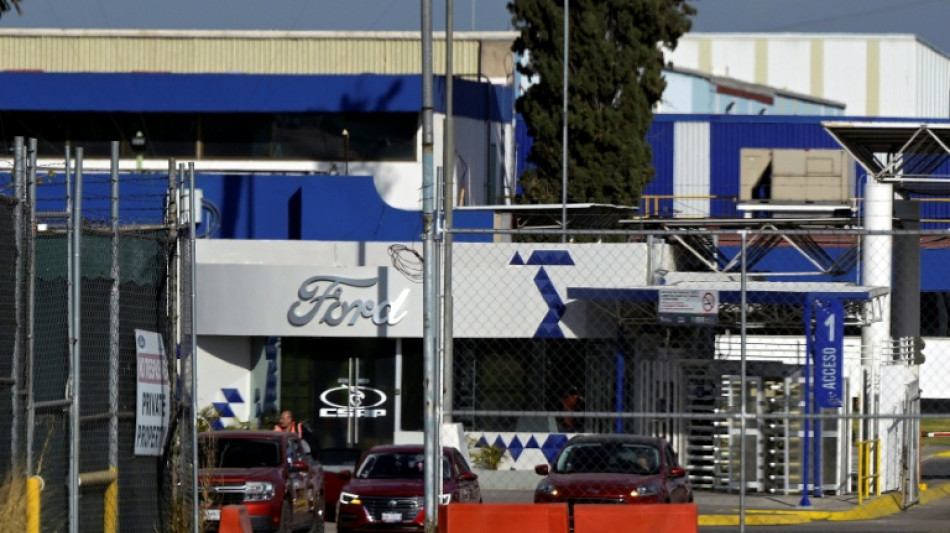 Ind&uacute;stria automotiva comemora suspens&atilde;o de tarifas ao M&eacute;xico, mas admite incerteza
