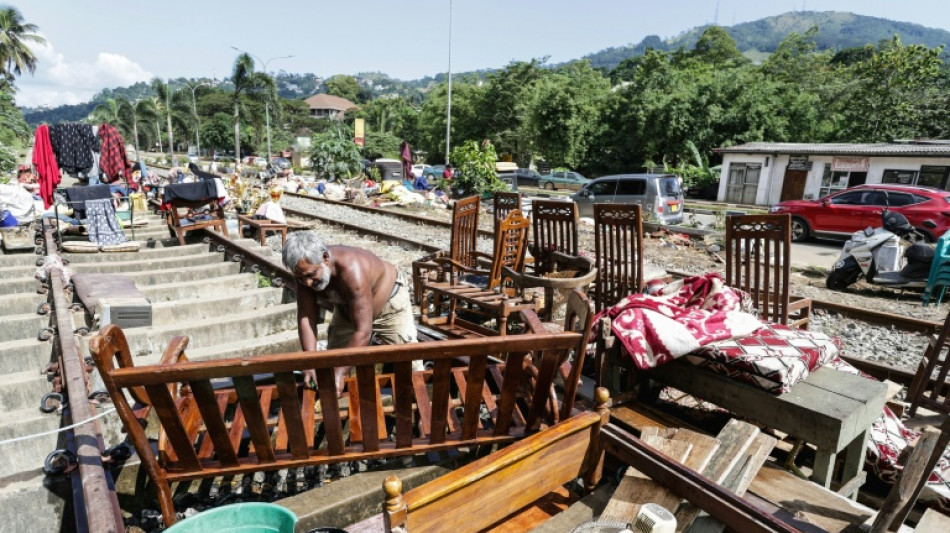 Sri Lanka emite alerta por deslizamientos tras paso de mortal cicl&oacute;n