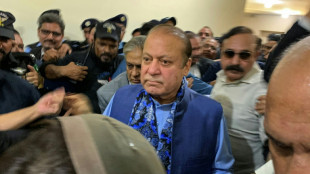 Pakistan: la justice confirme la libert&eacute; sous caution de l'ex-Premier ministre Nawaz Sharif