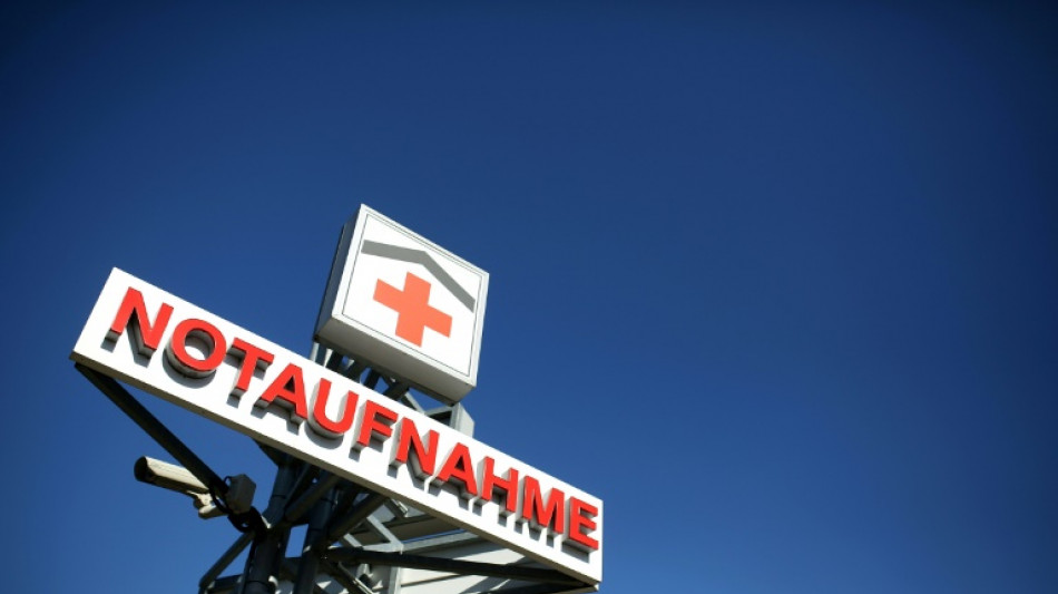 Katamaran st&ouml;&szlig;t an Oberleitung: M&auml;nner aus Baden-W&uuml;rttemberg erleiden Stromschlag