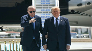 Tras un inicio tranquilo, Trump aborda temas de fondo en la cumbre de la OTAN