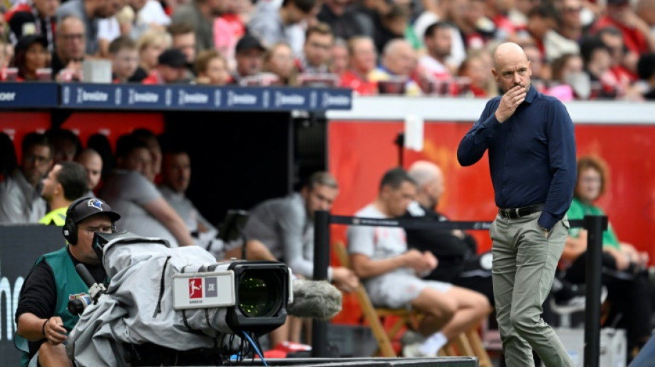 Allemagne: ten Hag chute avec Leverkusen pour ses d&eacute;buts en Bundesliga