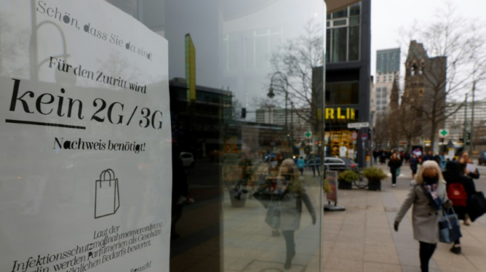 RKI: Bundesweite Sieben-Tage-Inzidenz steigt wieder &uuml;ber 700