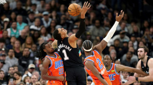 Johnson, Castle shine as Spurs rout Thunder 