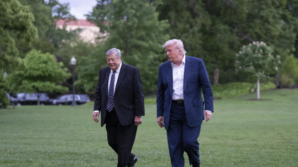 Trump, non escludo l'uso della forza sulla Groenlandia