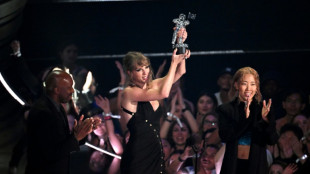 Taylor Swift et Shakira sacr&eacute;es aux MTV Video Music Awards 