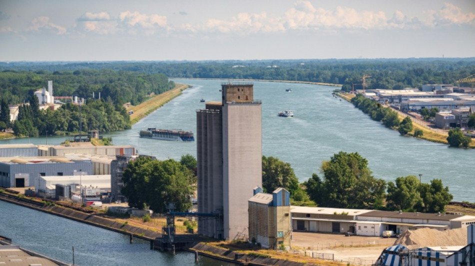 Nach 40 Kilometer langer Irrfahrt: 82-jähriger Autofahrer ertrinkt in Rhein