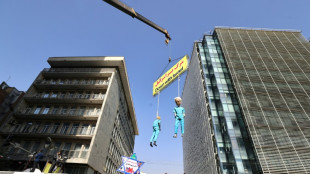 R&eacute;pliques de missiles et faux cercueils isra&eacute;liens: l'Iran comm&eacute;more la prise de l'ambassade am&eacute;ricaine