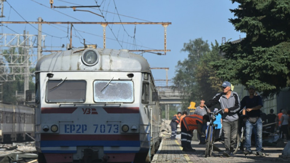Tr&ecirc;s mortos em ataques russos no nordeste da Ucr&acirc;nia